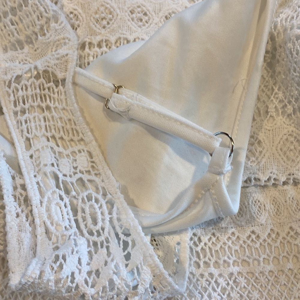 Solitaire Lace Mini Dress Size Medium Vanilla Girl - Picture 7 of 13